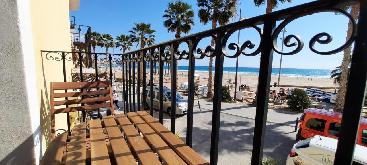 AR28-1, Coqueto apartamento en primera línea de playa Villajoyosa Exterior foto
