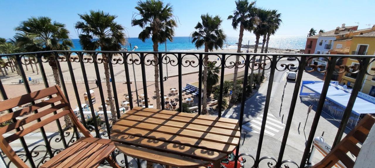 AR28-1, Coqueto apartamento en primera línea de playa Villajoyosa Exterior foto